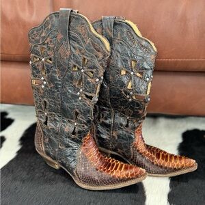 Corral Musgo Python Genuine Leather Boots